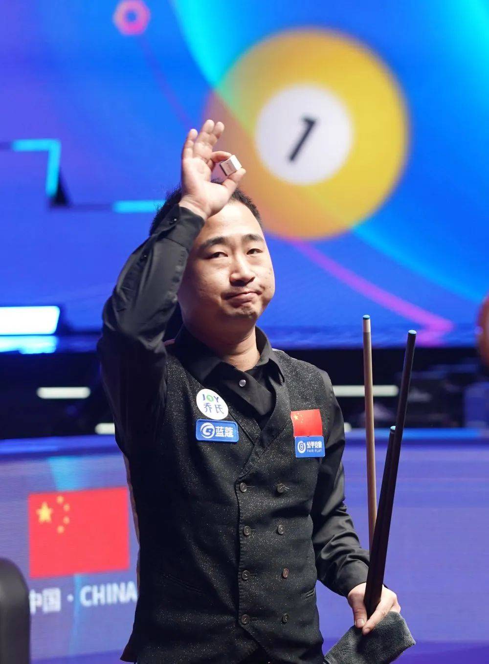 既是年轻一 既是年轻一