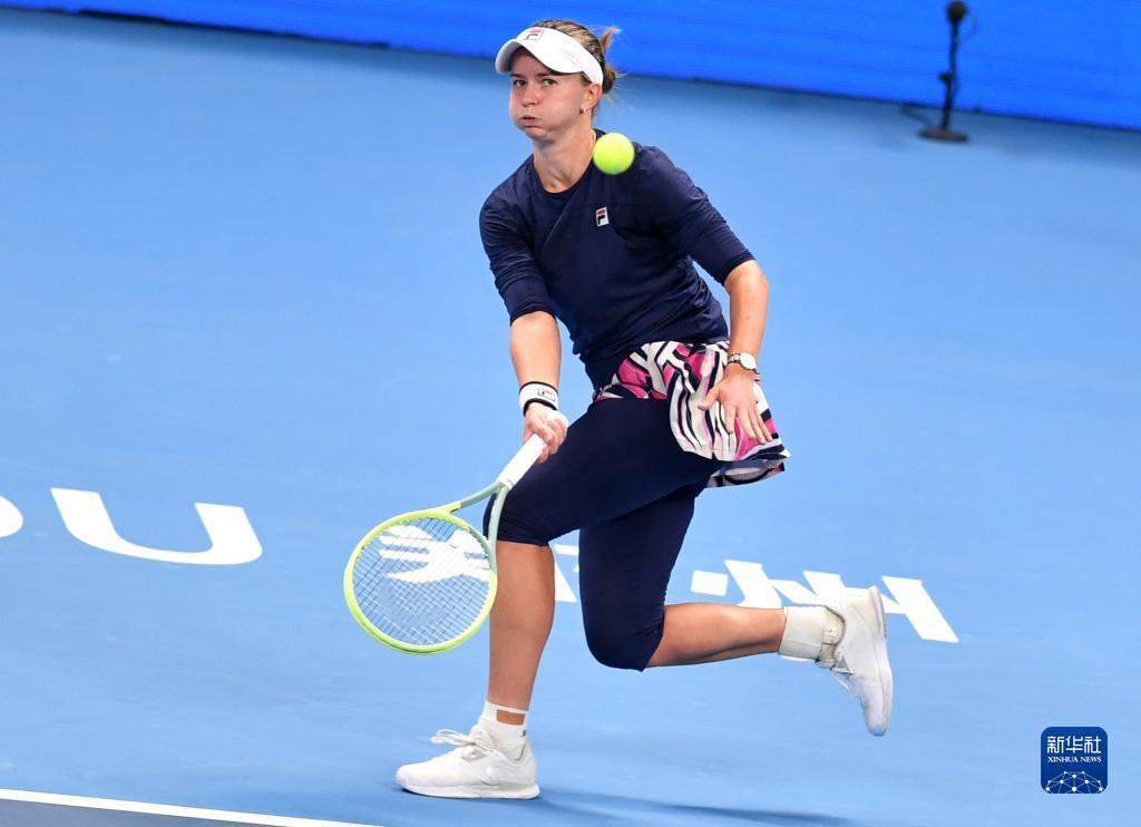 引人注目 引人注目