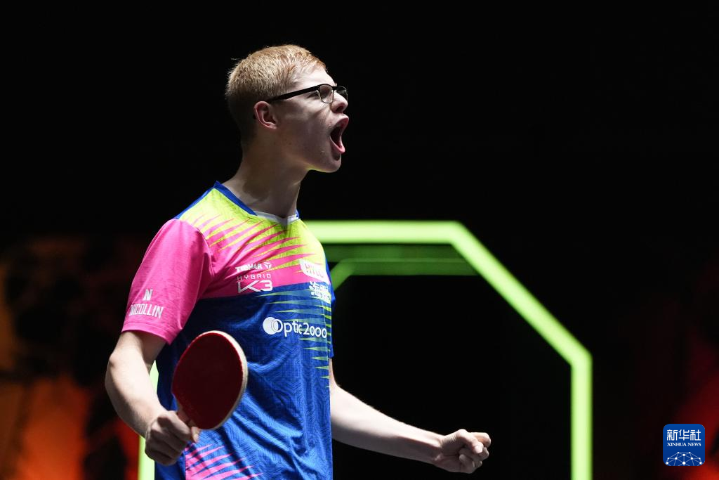 搏精神使得 搏精神使得